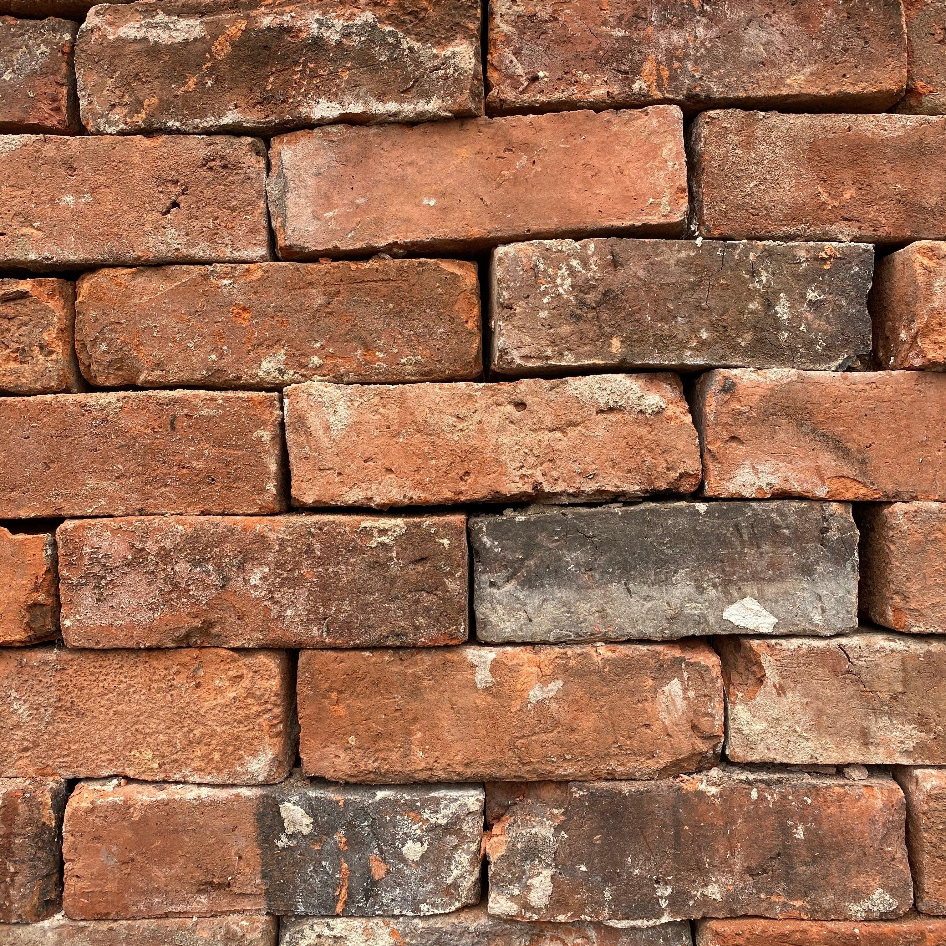 Reclaimed Vintage Bricks - Authentic historic bricks with unique weathering